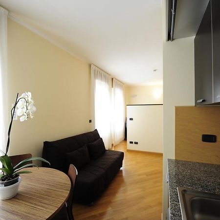 Corvetto Residence Porto Di Mare Milán Habitación foto